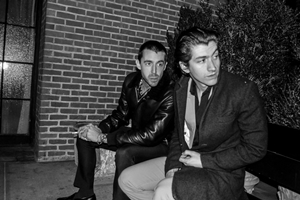 The Last Shadow Puppets выпустили клип на песню Леонарда Коэна Is This What You Wanted